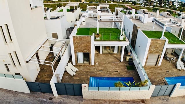 5 quarto Moradia para venda em Orihuela Costa, Orihuela com piscina - 595 000 € (Ref: 9840955)