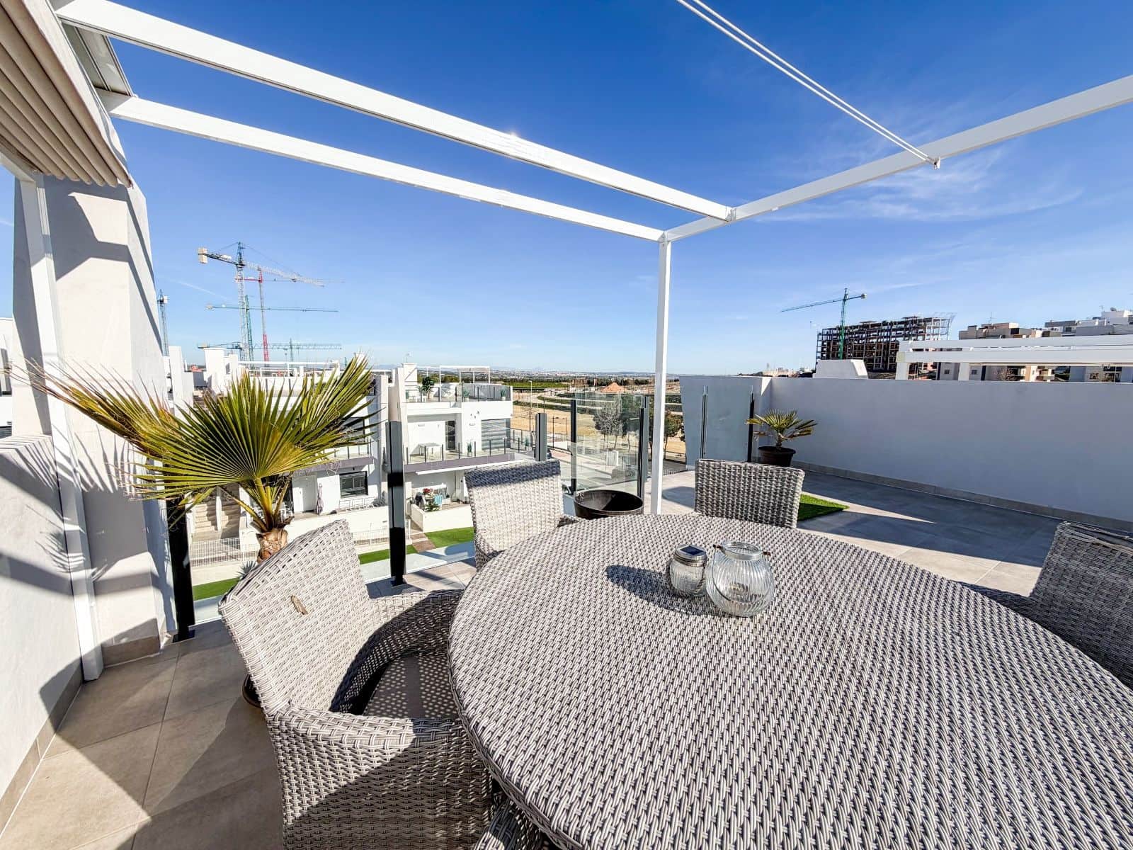 2 bedroom Apartment for sale in San Miguel de Salinas with pool - € 259,000 (Ref: 9840956)