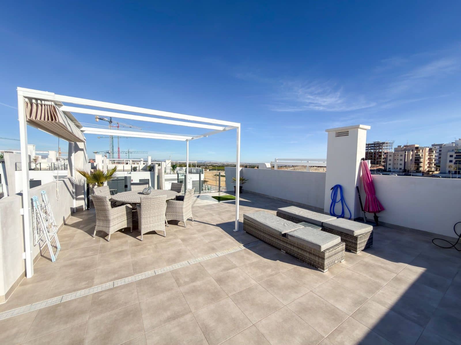 2 bedroom Apartment for sale in San Miguel de Salinas with pool - € 259,000 (Ref: 9840956)