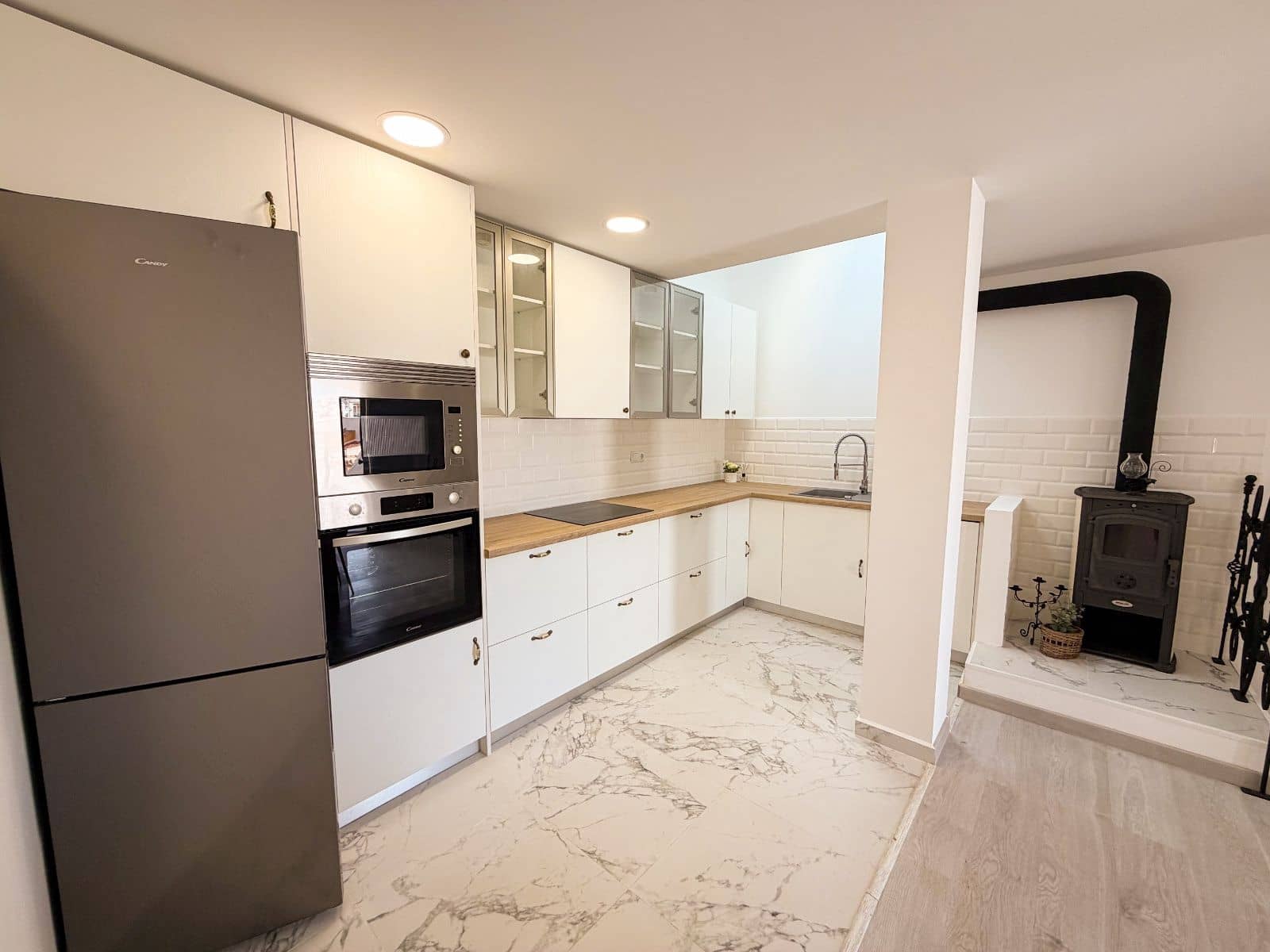 4 Zimmer Villa zu verkaufen in Torrevieja mit Pool Garage - 369.000 € (Ref: 9840958)