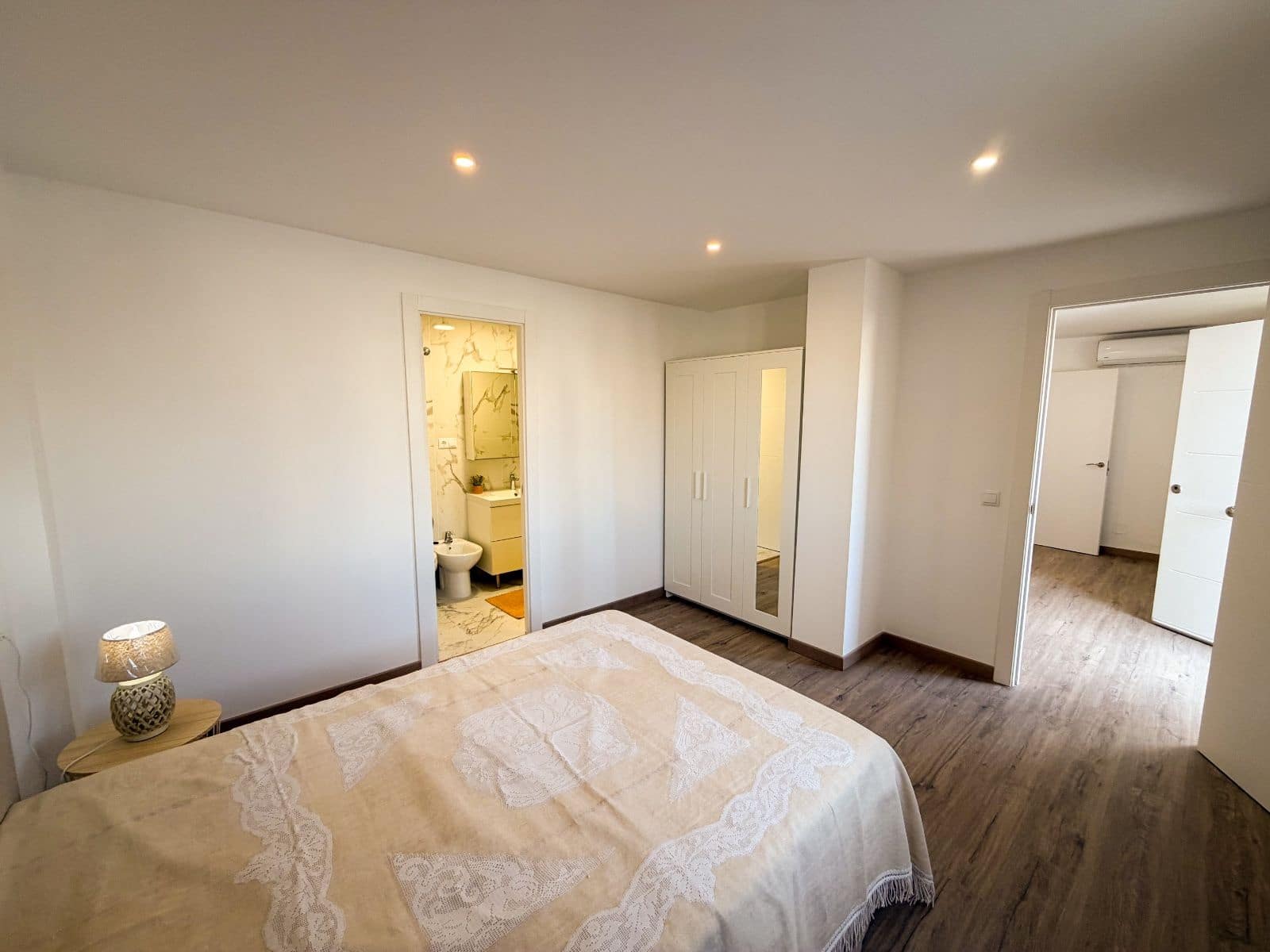 4 Zimmer Villa zu verkaufen in Torrevieja mit Pool Garage - 369.000 € (Ref: 9840958)