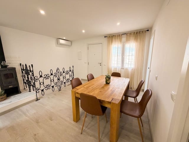 4 Zimmer Villa zu verkaufen in Parque Acuático - Sector 25, Torrevieja mit Pool Garage - 369.000 € (Ref: 9840958)