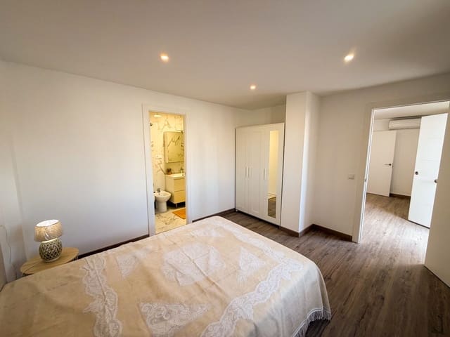 4 Zimmer Villa zu verkaufen in Parque Acuático - Sector 25, Torrevieja mit Pool Garage - 369.000 € (Ref: 9840958)
