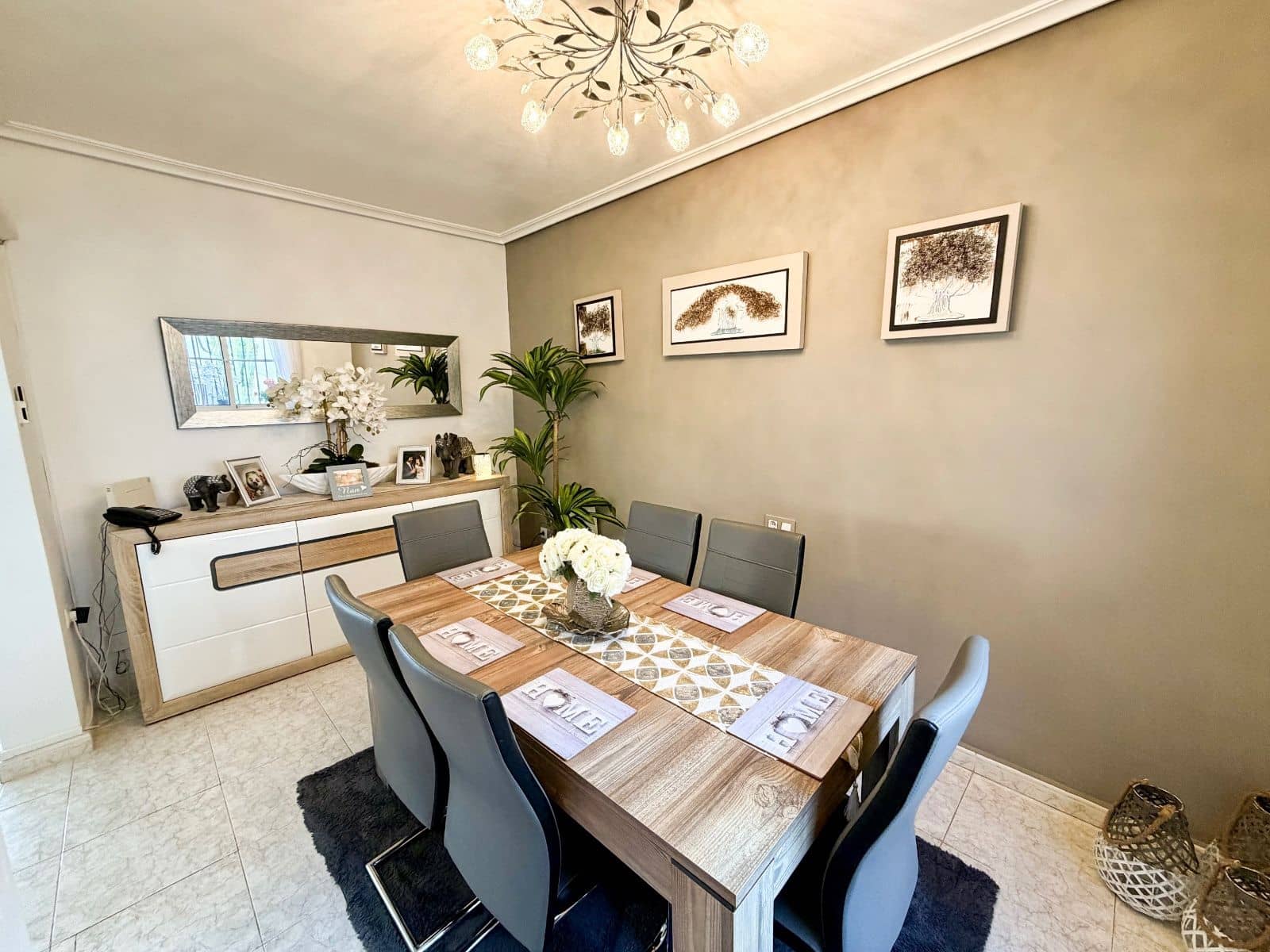 3 soveværelse Villa til salg i Filipinas med garage - € 269.900 (Ref: 9840959)
