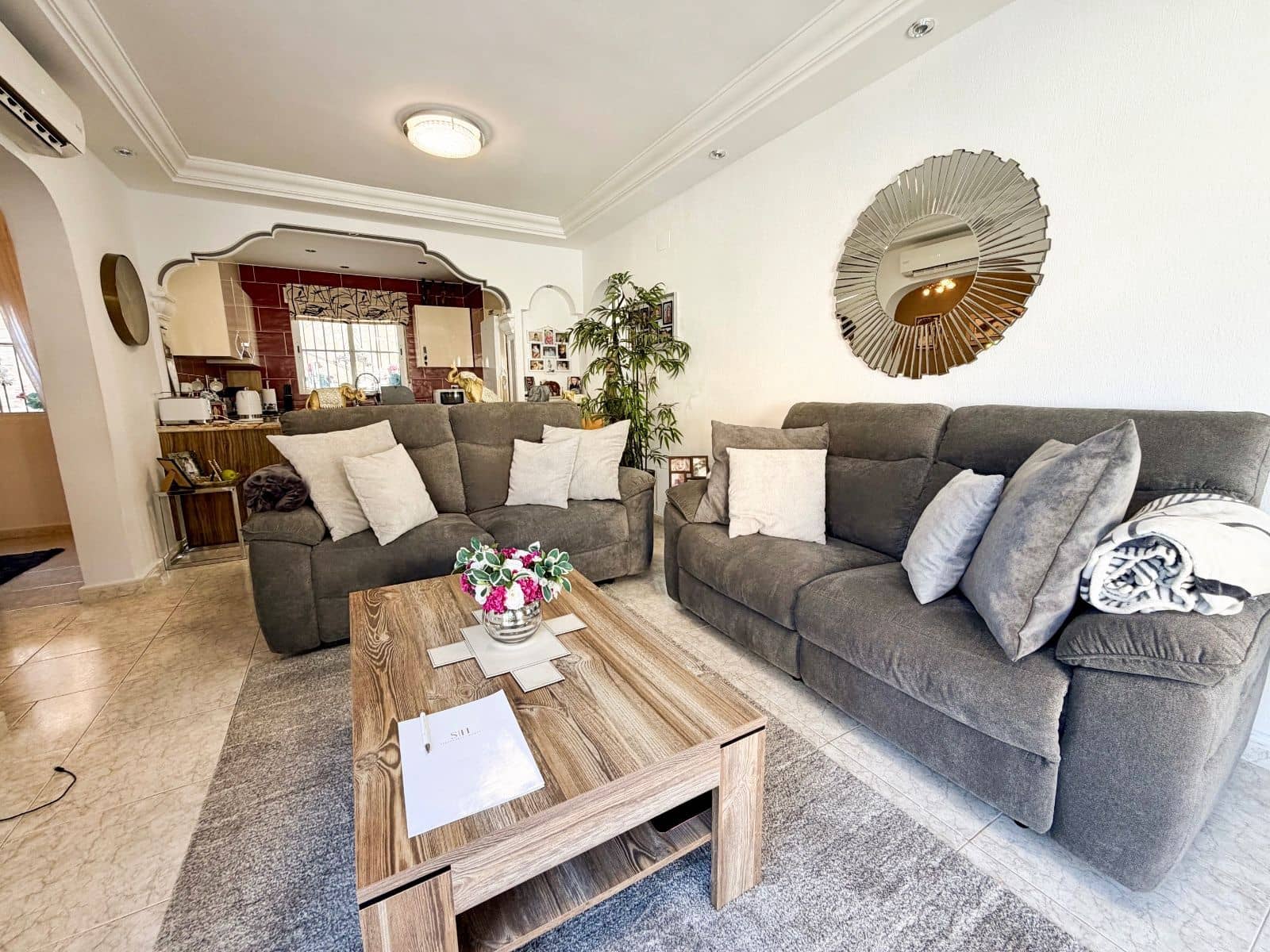3 soveværelse Villa til salg i Filipinas med garage - € 269.900 (Ref: 9840959)