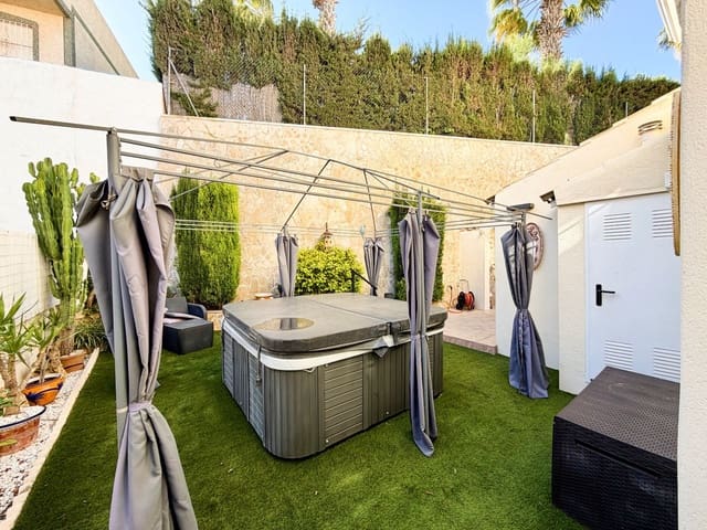 3 soveværelse Villa til salg i Las Filipinas med garage - € 269.900 (Ref: 9840959)