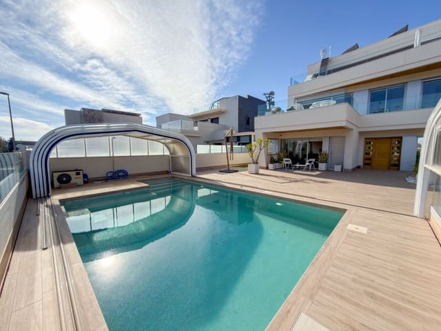4 Zimmer Villa zu verkaufen in Campoamor, Orihuela mit Pool Garage - 1.890.000 € (Ref: 9840960)