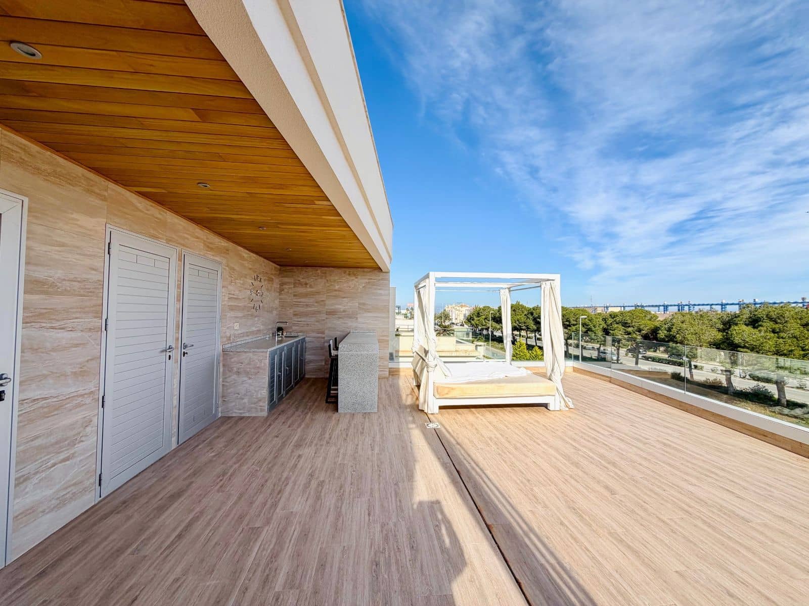 4 Zimmer Villa zu verkaufen in Campoamor mit Pool Garage - 1.890.000 € (Ref: 9840960)