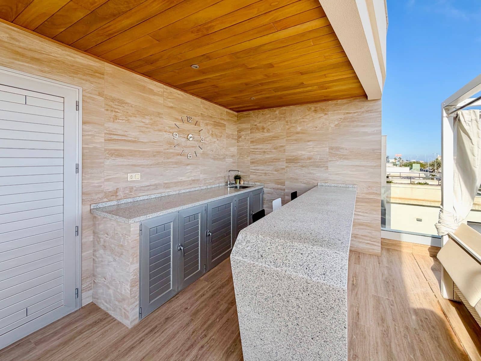 4 Zimmer Villa zu verkaufen in Campoamor mit Pool Garage - 1.890.000 € (Ref: 9840960)