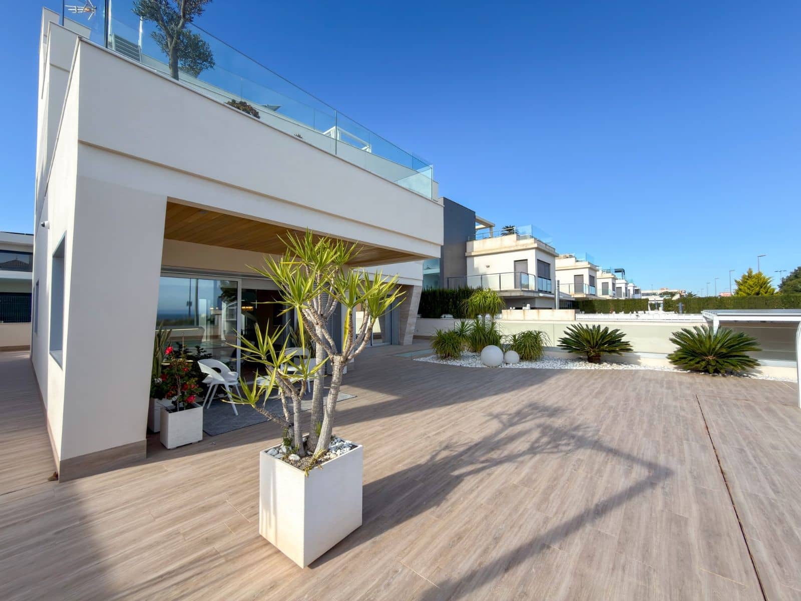 4 Zimmer Villa zu verkaufen in Campoamor mit Pool Garage - 1.890.000 € (Ref: 9840960)