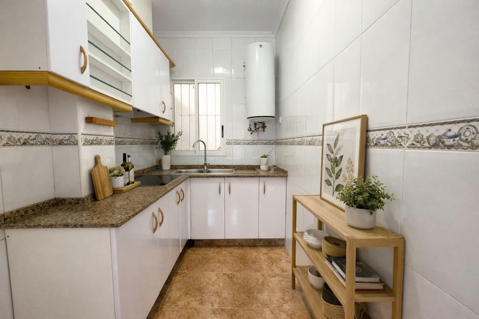 2 bedroom Apartment for sale in Torrevieja with pool garage - € 127,900 (Ref: 9840961)