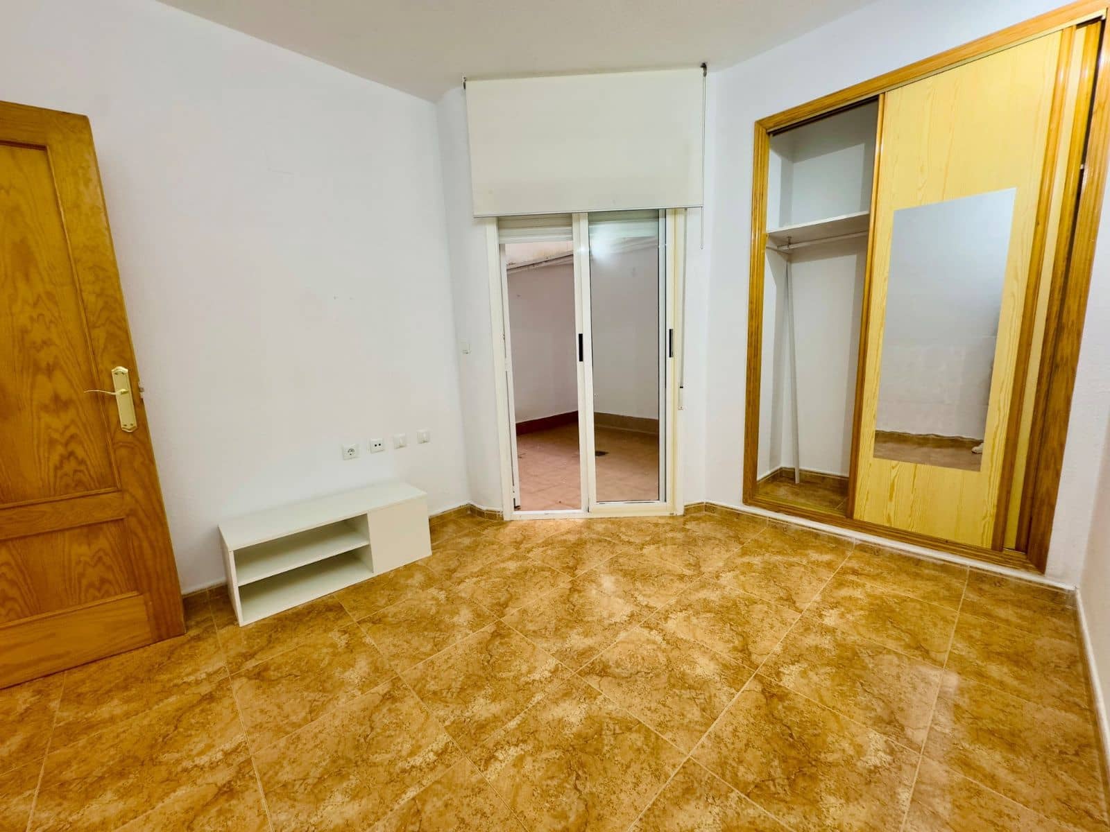 2 bedroom Apartment for sale in Torrevieja with pool garage - € 127,900 (Ref: 9840961)