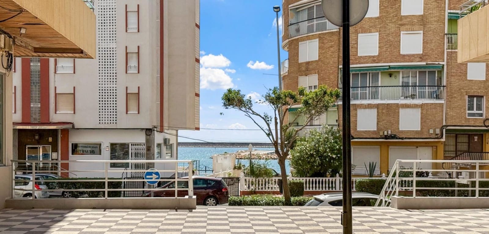 Apartamento de 3 habitaciones en Torrevieja en venta - 244.000 € (Ref: 9840962)