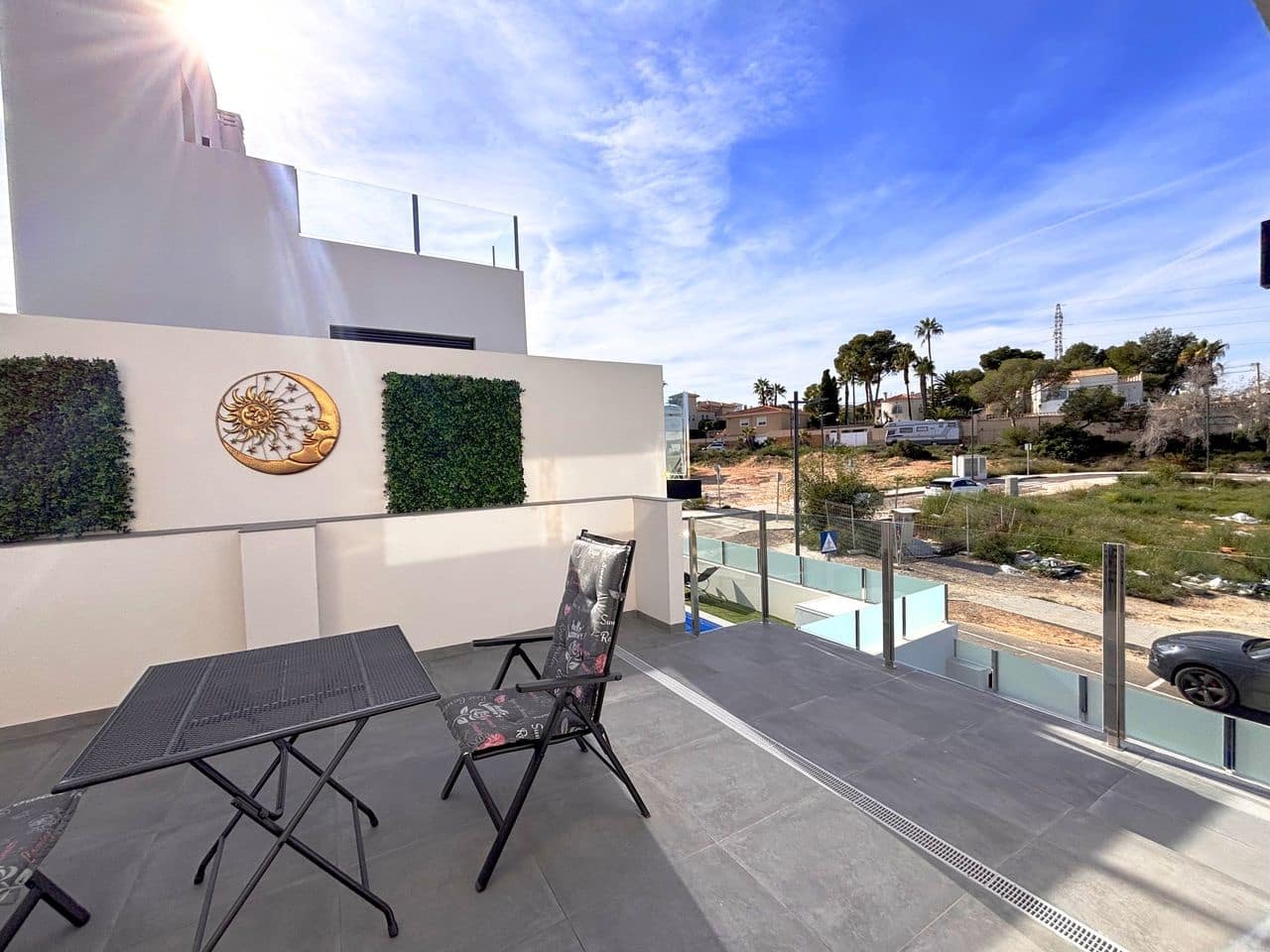 2 soveværelse Villa til salg i Villamartin - € 434.950 (Ref: 9840964)