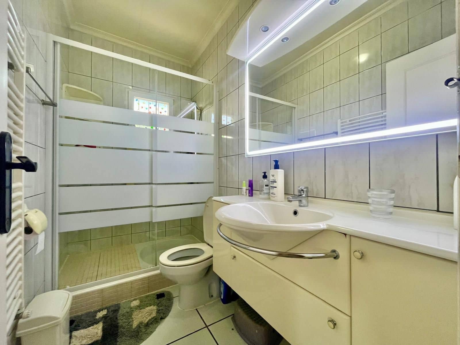 3 Zimmer Villa zu verkaufen in La Florida mit Pool - 335.000 € (Ref: 9840984)
