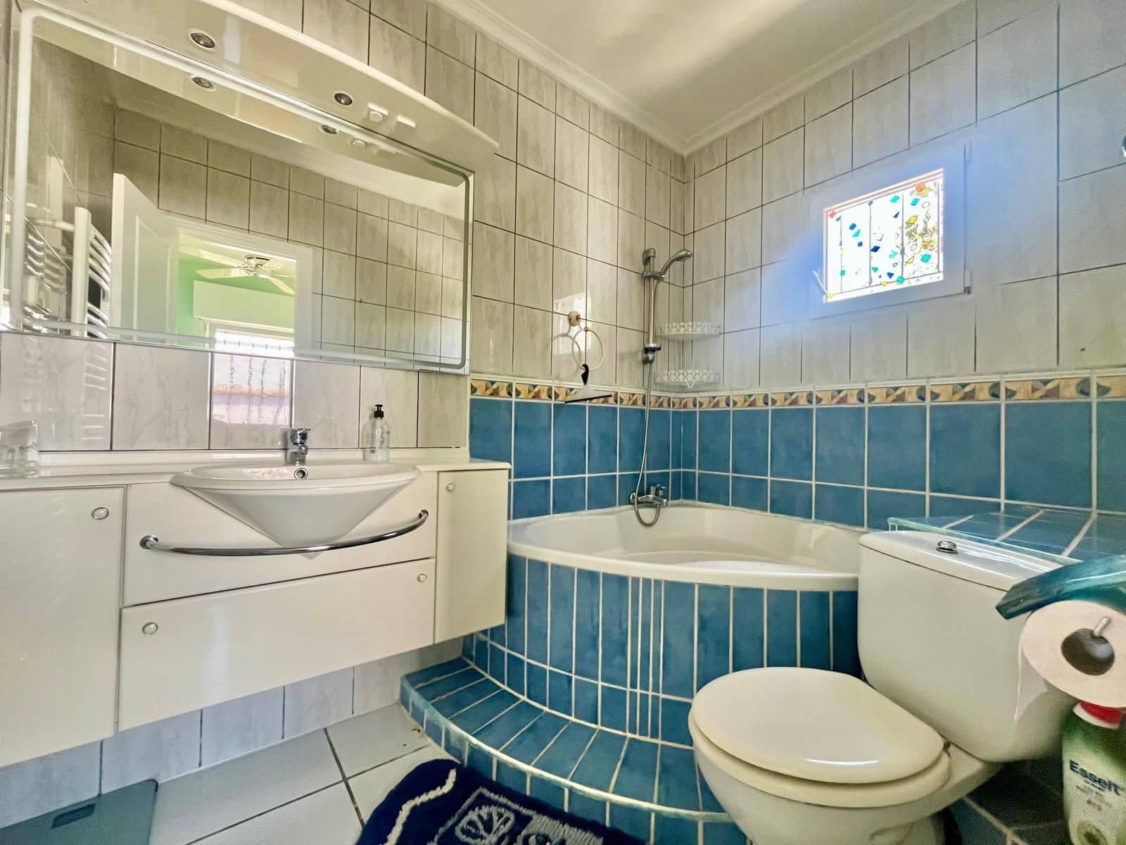 3 Zimmer Villa zu verkaufen in La Florida mit Pool - 335.000 € (Ref: 9840984)