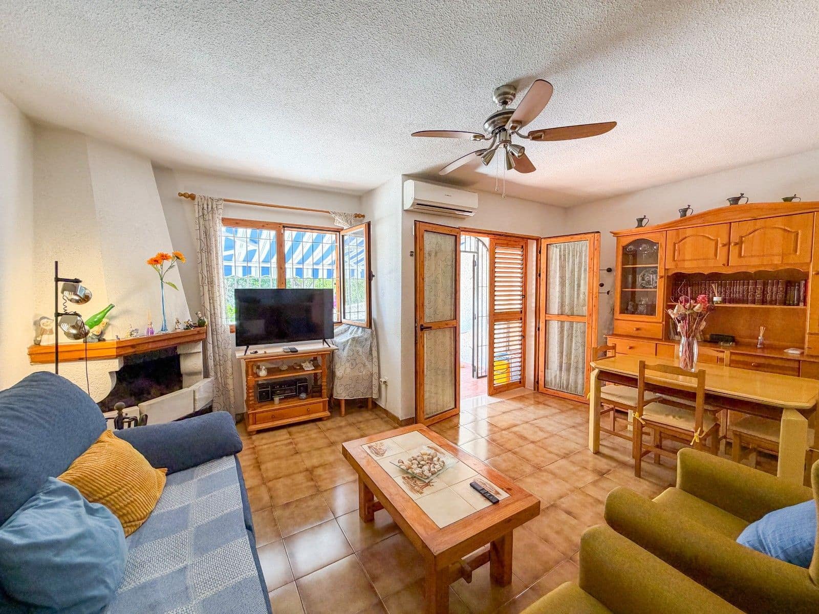 Chalet de 3 habitaciones en Orihuela Costa en venta - 249.000 € (Ref: 9841024)