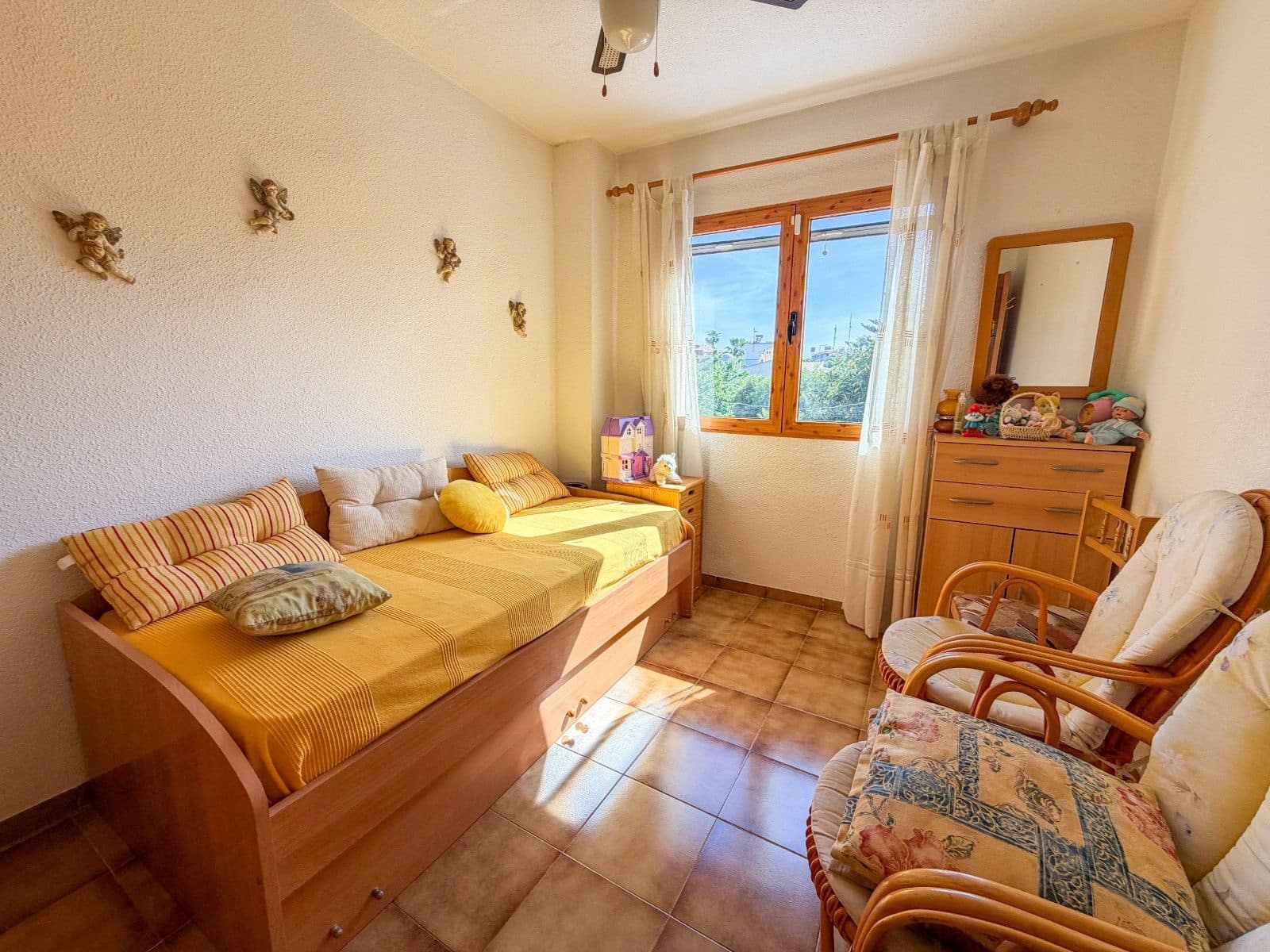 Chalet de 3 habitaciones en Orihuela Costa en venta - 249.000 € (Ref: 9841024)