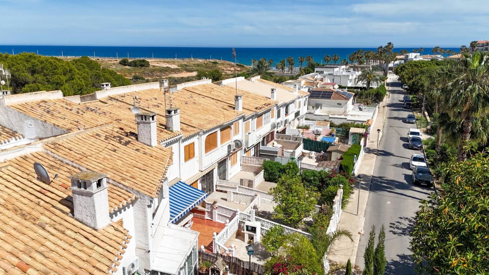 Chalet de 3 habitaciones en Orihuela Costa en venta - 249.000 € (Ref: 9841024)
