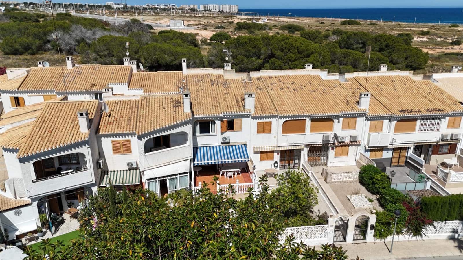 Chalet de 3 habitaciones en Orihuela Costa en venta - 249.000 € (Ref: 9841024)