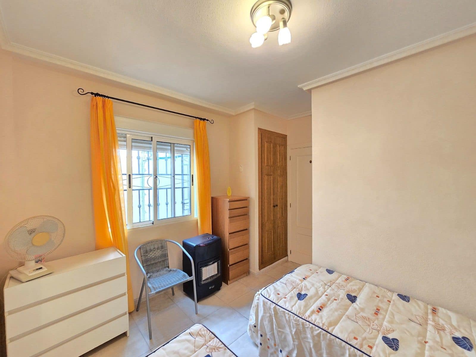 2 bedroom Apartment for sale in Los Altos with pool - € 145,000 (Ref: 9843741)