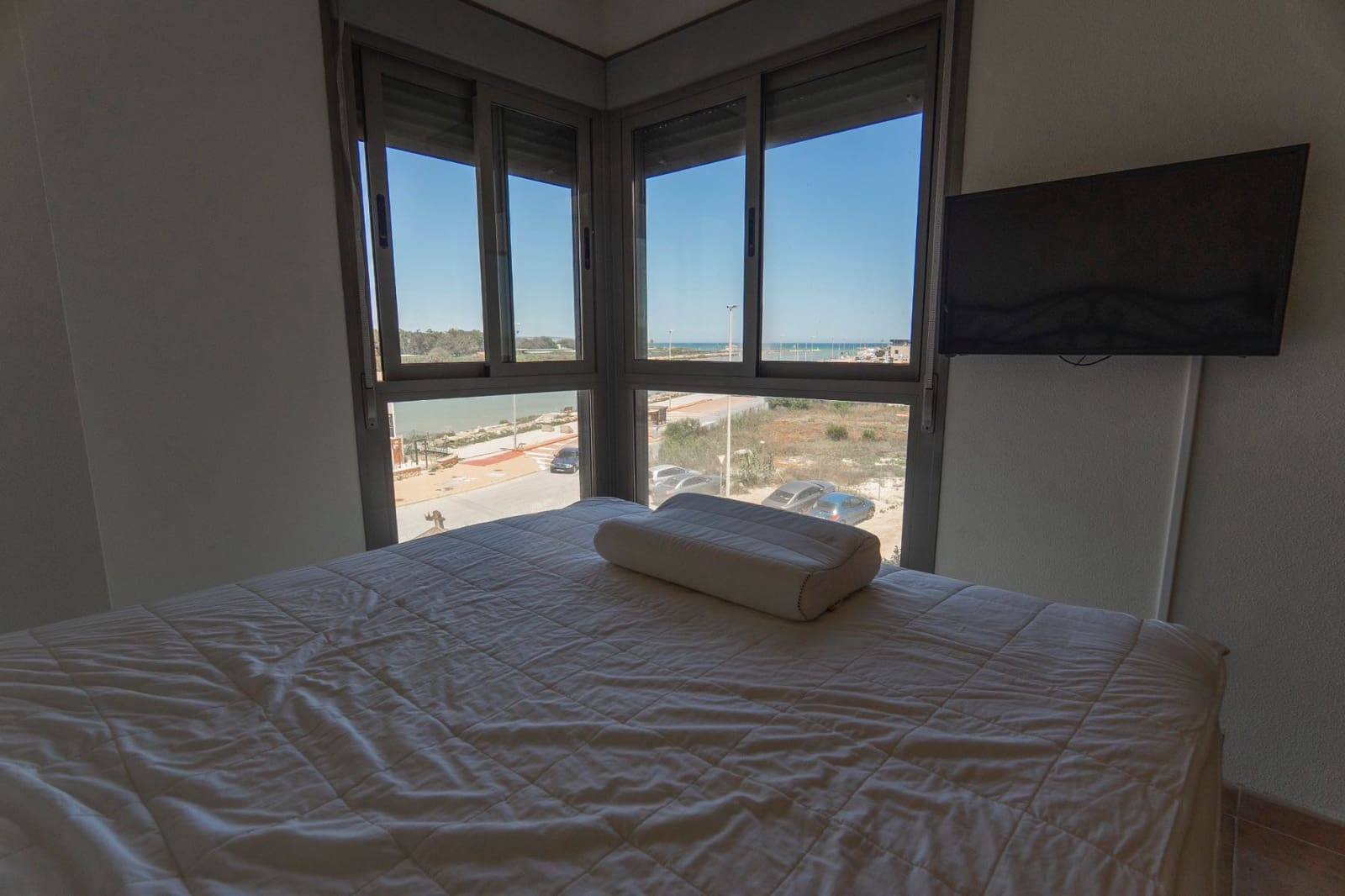 3 bedroom Apartment for sale in Guardamar del Segura with pool - € 340,000 (Ref: 9846665)