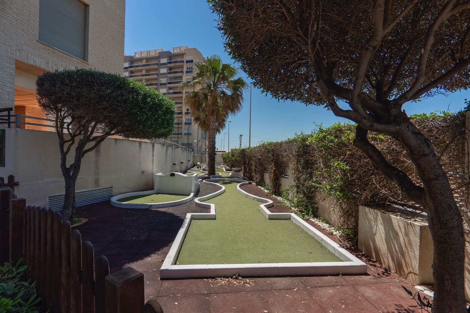 3 bedroom Apartment for sale in Guardamar del Segura with pool - € 340,000 (Ref: 9846665)