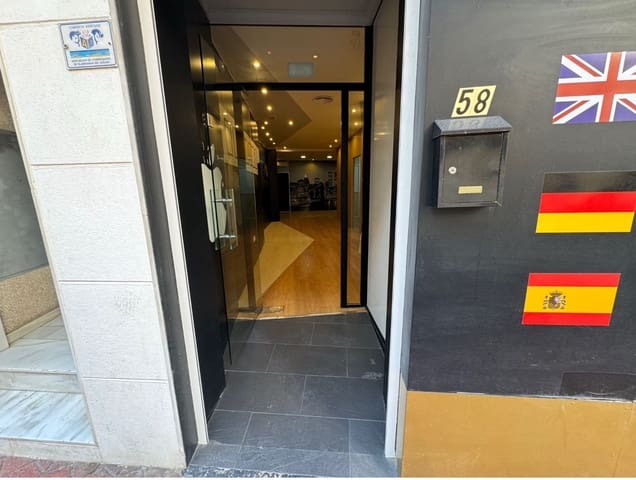 Erhverv til salg i Guardamar del Segura - € 222.200 (Ref: 9846667)