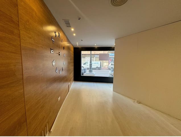 Erhverv til salg i Guardamar del Segura - € 222.200 (Ref: 9846667)