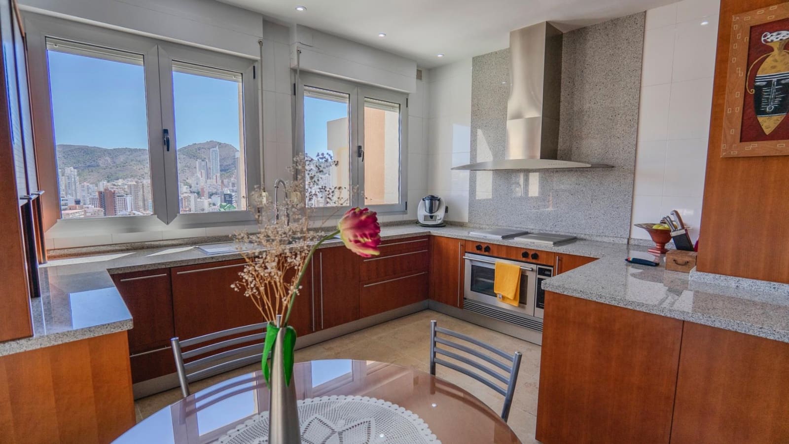 5 soveværelse Lejlighed til salg i Benidorm med swimmingpool - € 1.700.000 (Ref: 9846669)