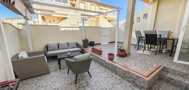 2 bedroom Bungalow for sale in Playa Flamenca, Orihuela with pool - € 176,900 (Ref: 9846674)
