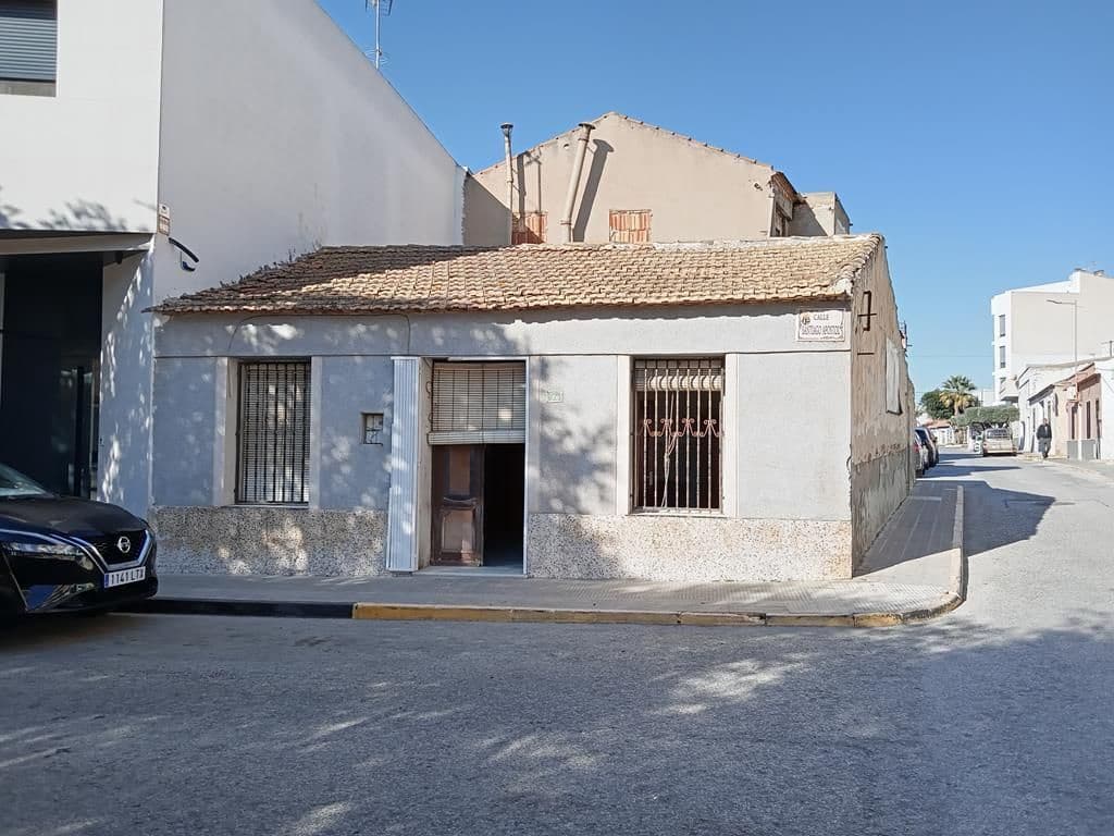 Tomt till salu i Los Montesinos - 240 000 € (Ref: 9846694)