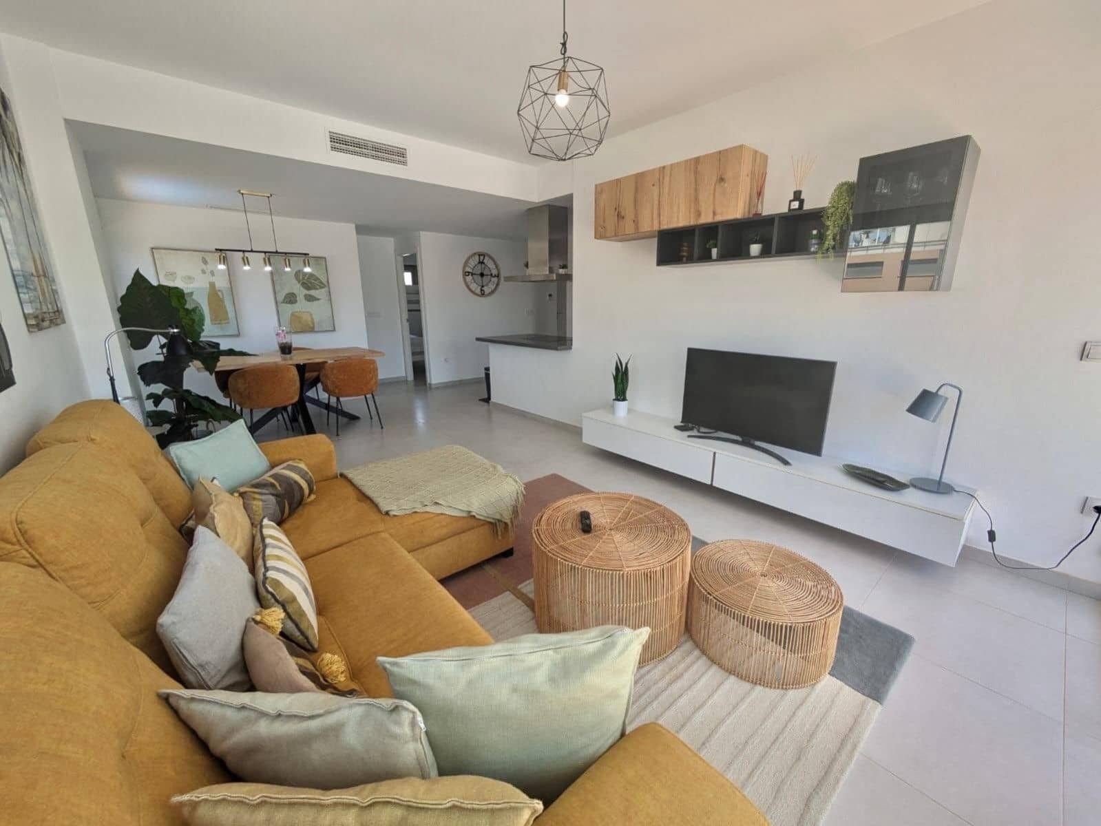 Ático de 3 habitaciones en Filipinas en venta con garaje - 350.000 € (Ref: 9849669)