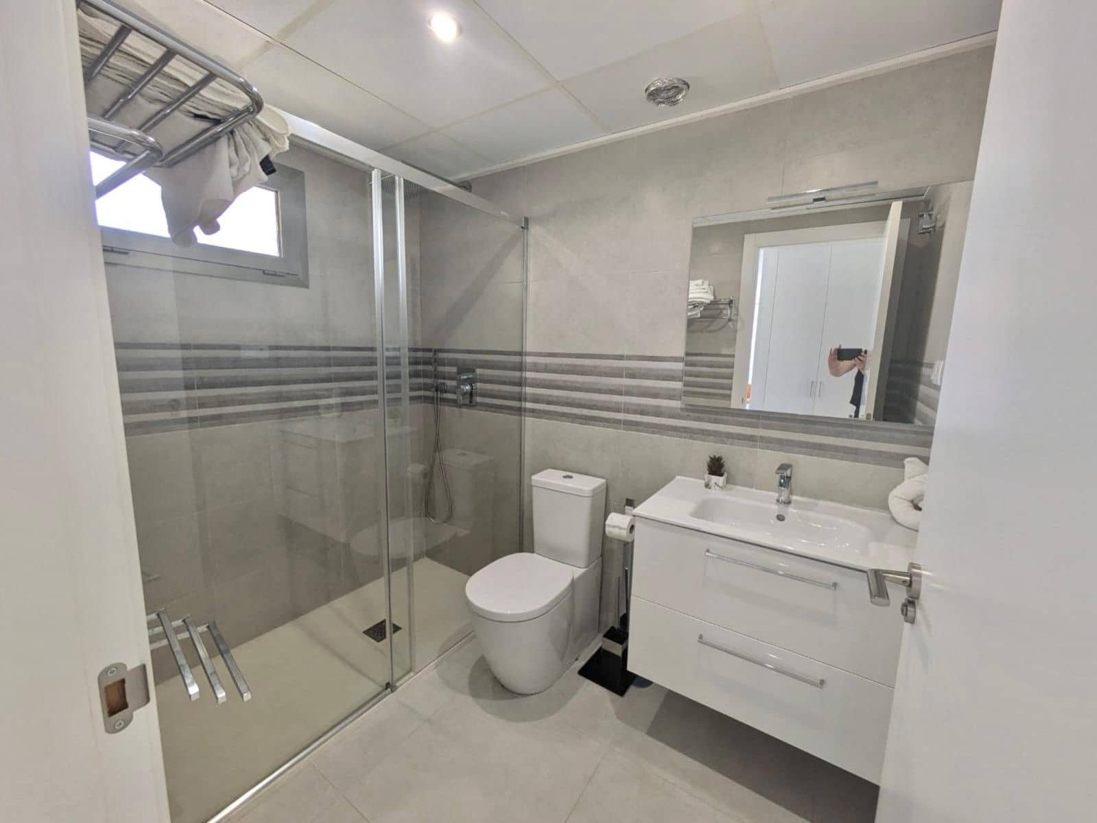 Ático de 3 habitaciones en Filipinas en venta con garaje - 350.000 € (Ref: 9849669)