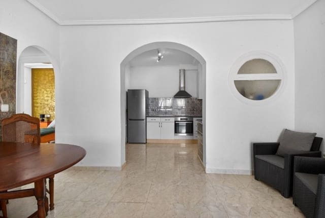 4 chambre Appartement à vendre à Centro, Torrevieja avec piscine - 185 000 € (Ref: 9849672)
