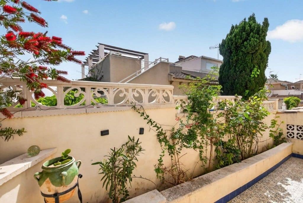 4 chambre Appartement à vendre à Torrevieja avec piscine - 185 000 € (Ref: 9849672)