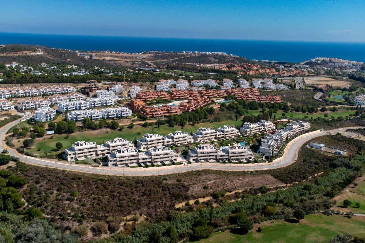 4 bedroom Apartment for sale in Casares with pool garage - € 480,000 (Ref: 9849692)