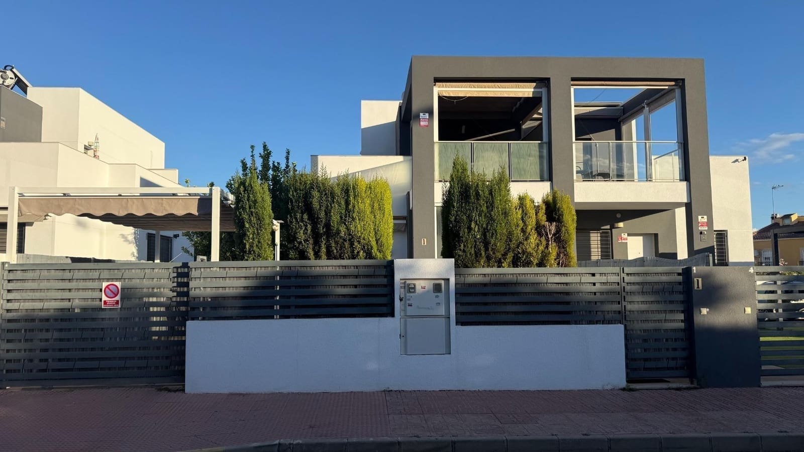 3 camera da letto Casa in vendita in Torrevieja con piscina - 349.900 € (Rif: 9849739)