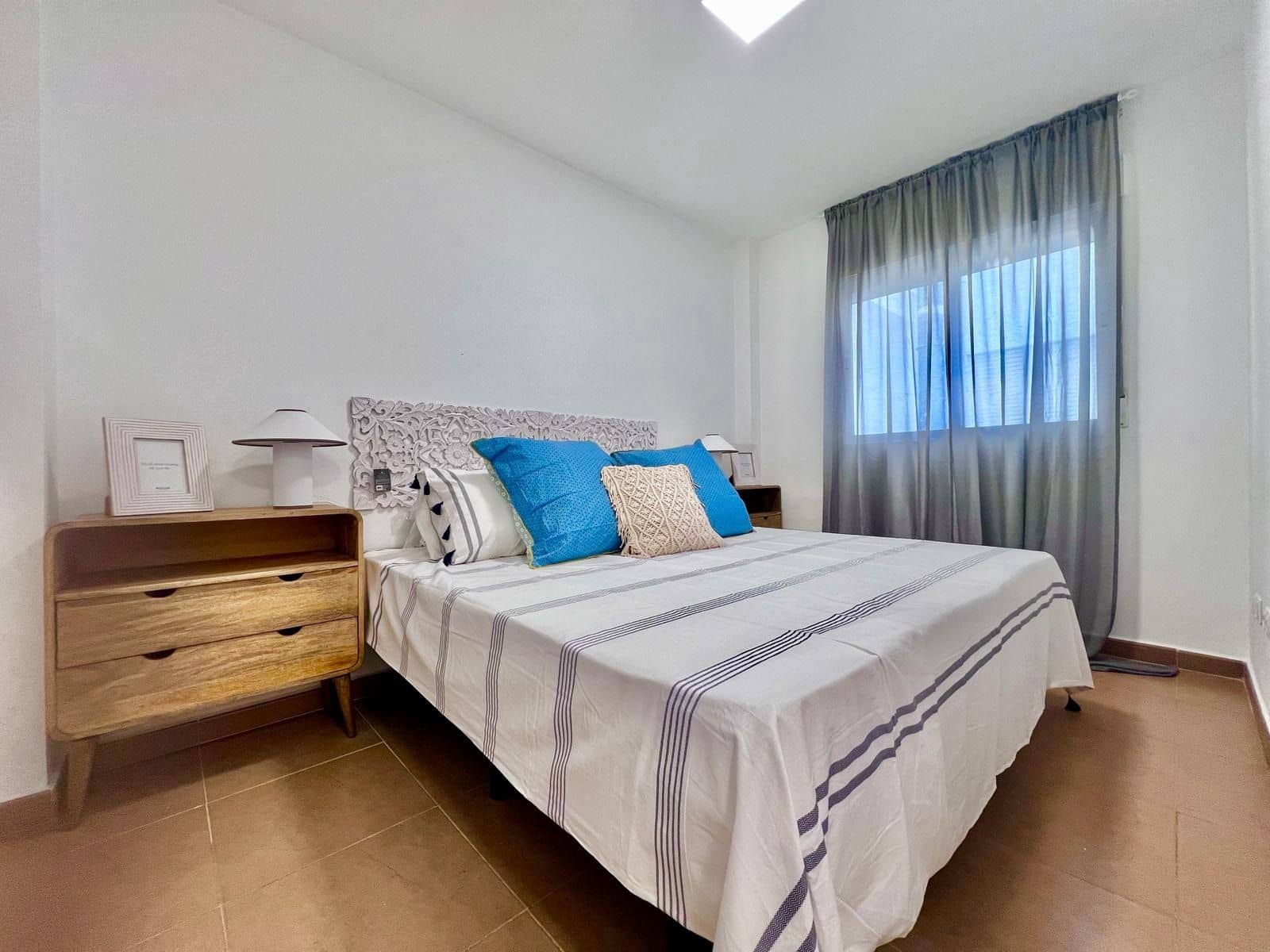 Apartamento de 2 habitaciones en Torrevieja en venta - 169.700 € (Ref: 9852047)