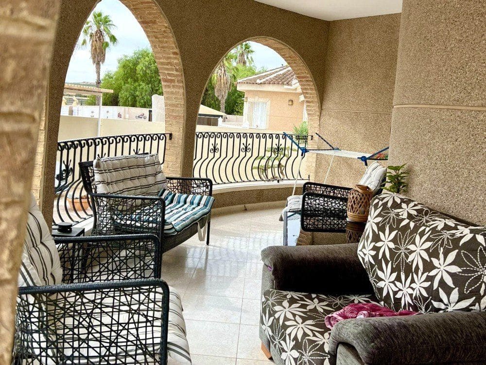 3 bedroom Villa for sale in Benijofar - € 350,000 (Ref: 9852053)