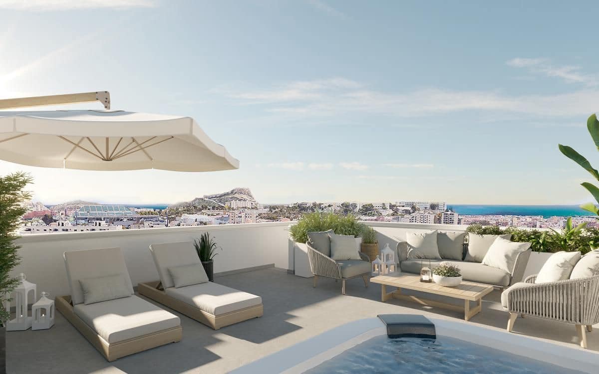 3 bedroom Apartment for sale in Alicante / Alacant city with pool - € 379,000 (Ref: 9855720)