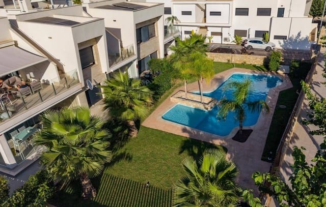 2 soverom Bungalow til salgs i Torre de la Horadada, Pilar de la Horadada med svømmebasseng - € 412 000 (Ref: 9855752)