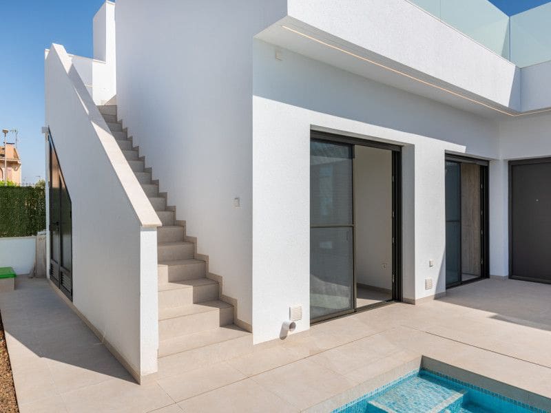 3 Zimmer Reihenhaus zu verkaufen in Los Alcazares mit Pool - 504.300 € (Ref: 9855761)