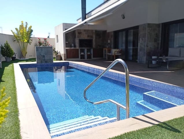 3 soverom Villa til salgs i Almoradí - € 750 000 (Ref: 9857680)