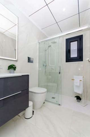 3 sypialnia Willa na sprzedaż w Desamparados - Hurchillo - Torremendo, Orihuela z basenem garażem - 395 000 € (Ref: 9865597)