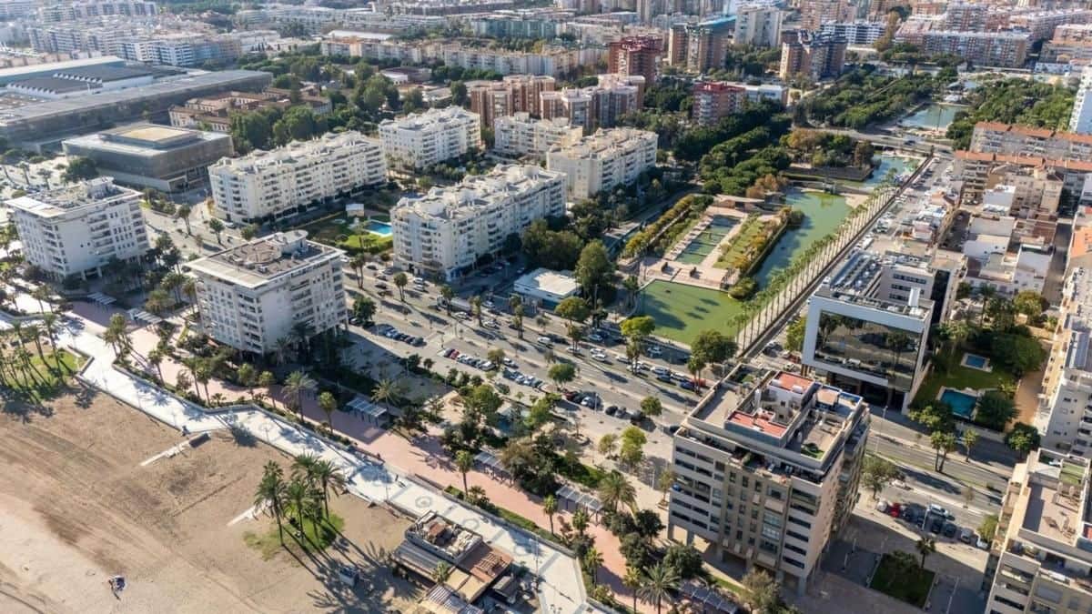 Apartamento de 2 habitaciones en Málaga ciudad en venta con piscina garaje - 560.000 € (Ref: 9865603)