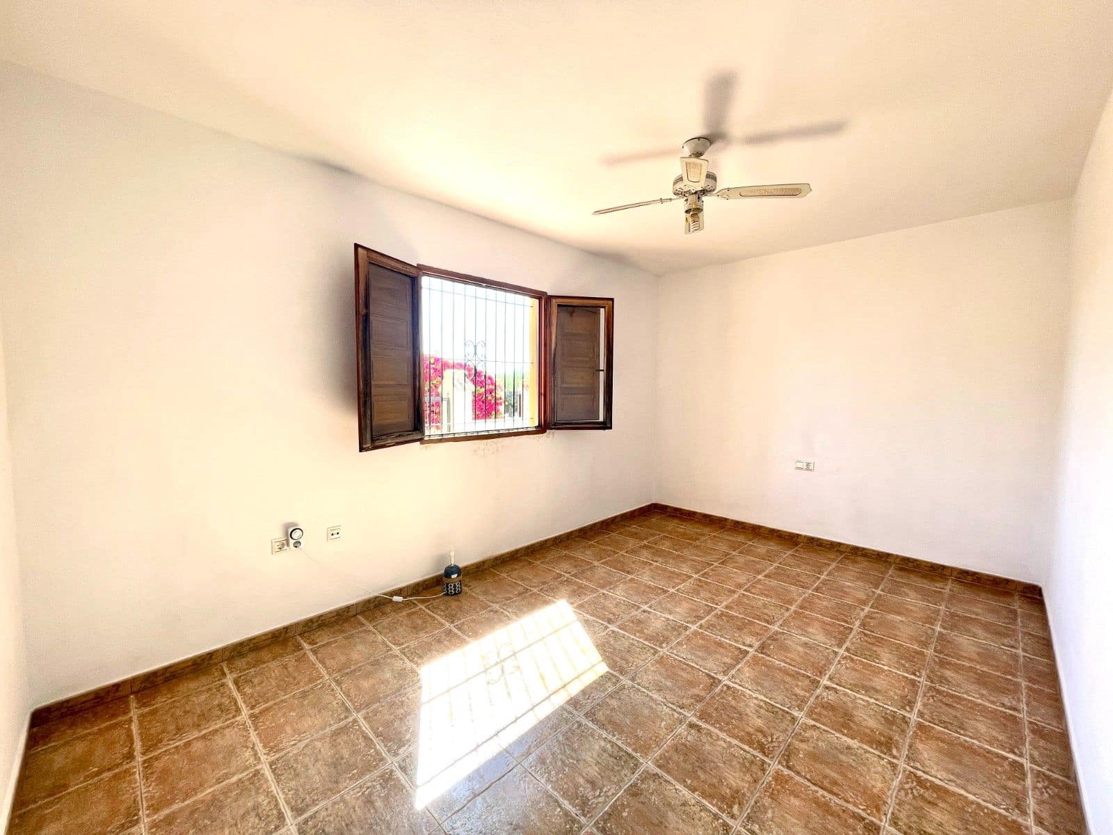 4 bedroom Villa for sale in Crevillente / Crevillent - € 329,900 (Ref: 9867201)