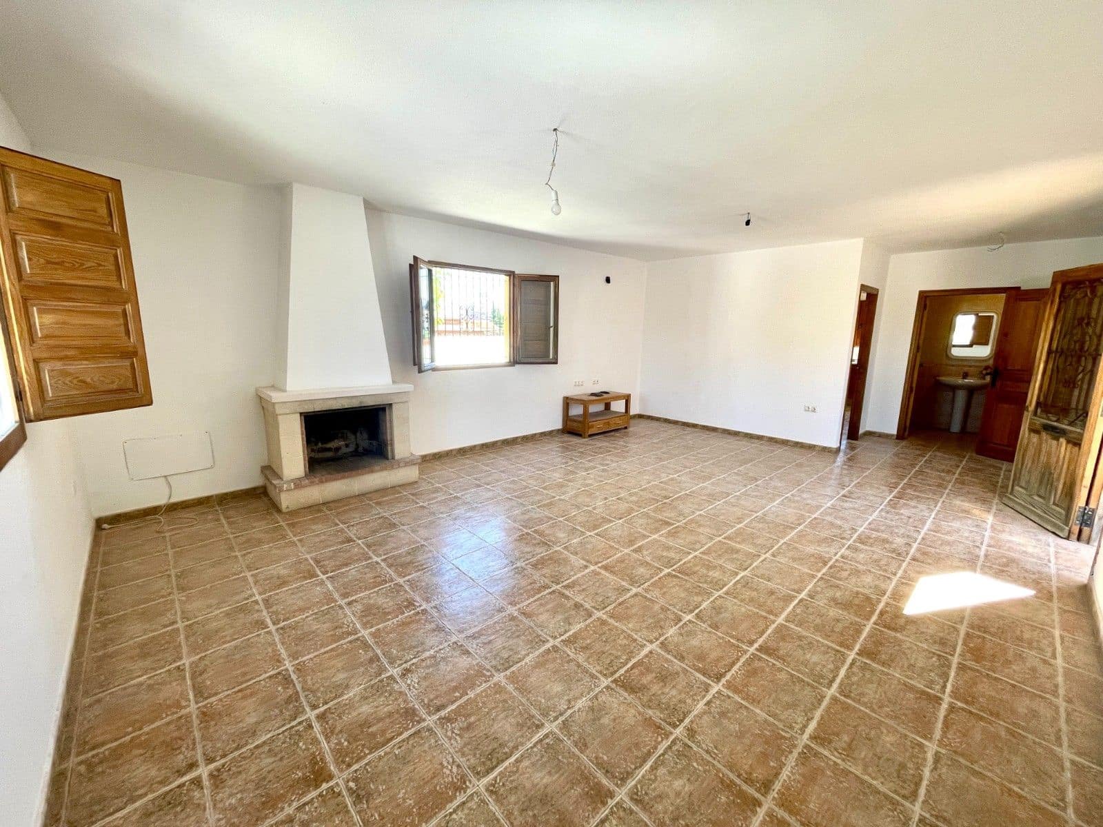 4 bedroom Villa for sale in Crevillente / Crevillent - € 329,900 (Ref: 9867201)