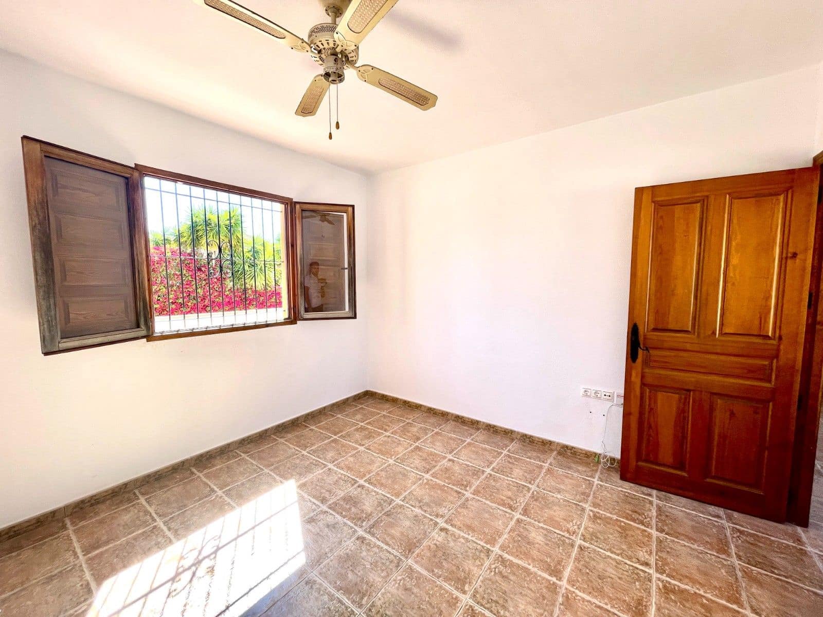 4 bedroom Villa for sale in Crevillente / Crevillent - € 329,900 (Ref: 9867201)