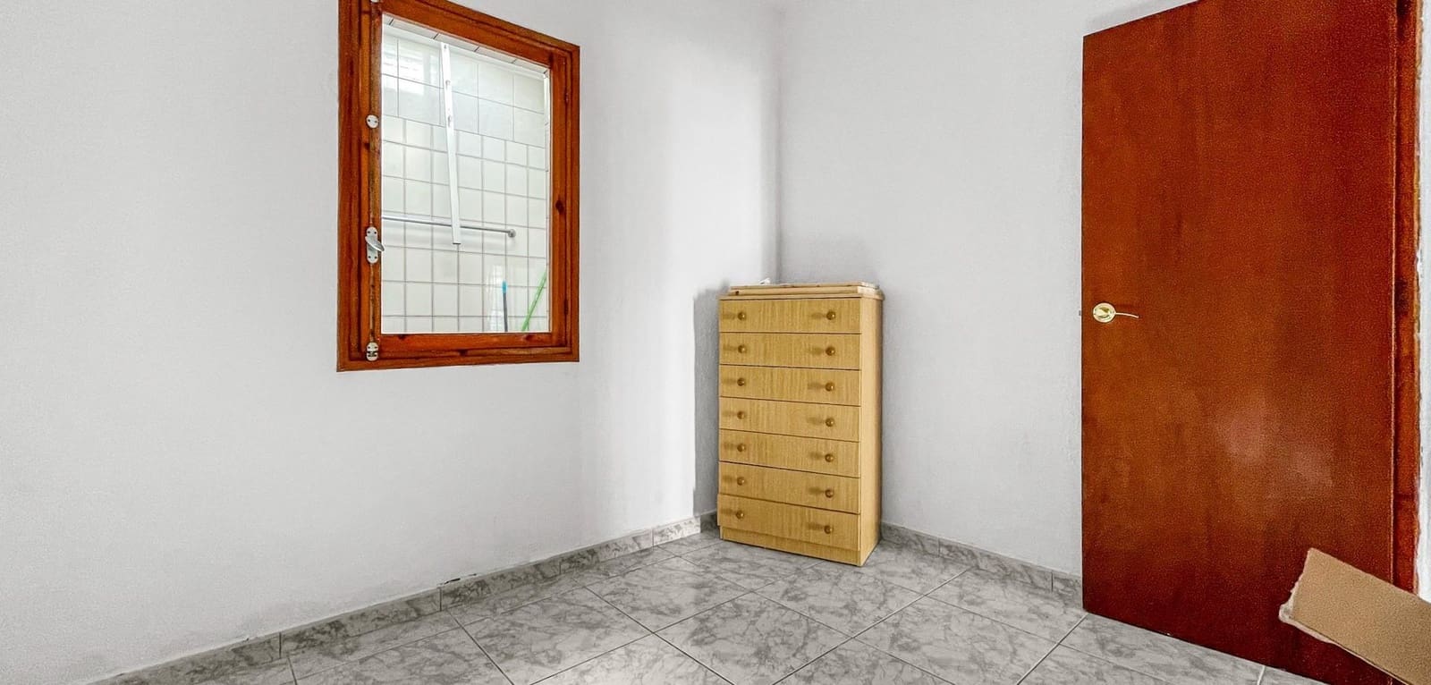 2 soveværelse Rækkehus til salg i Torrevieja med garage - € 139.900 (Ref: 9868847)